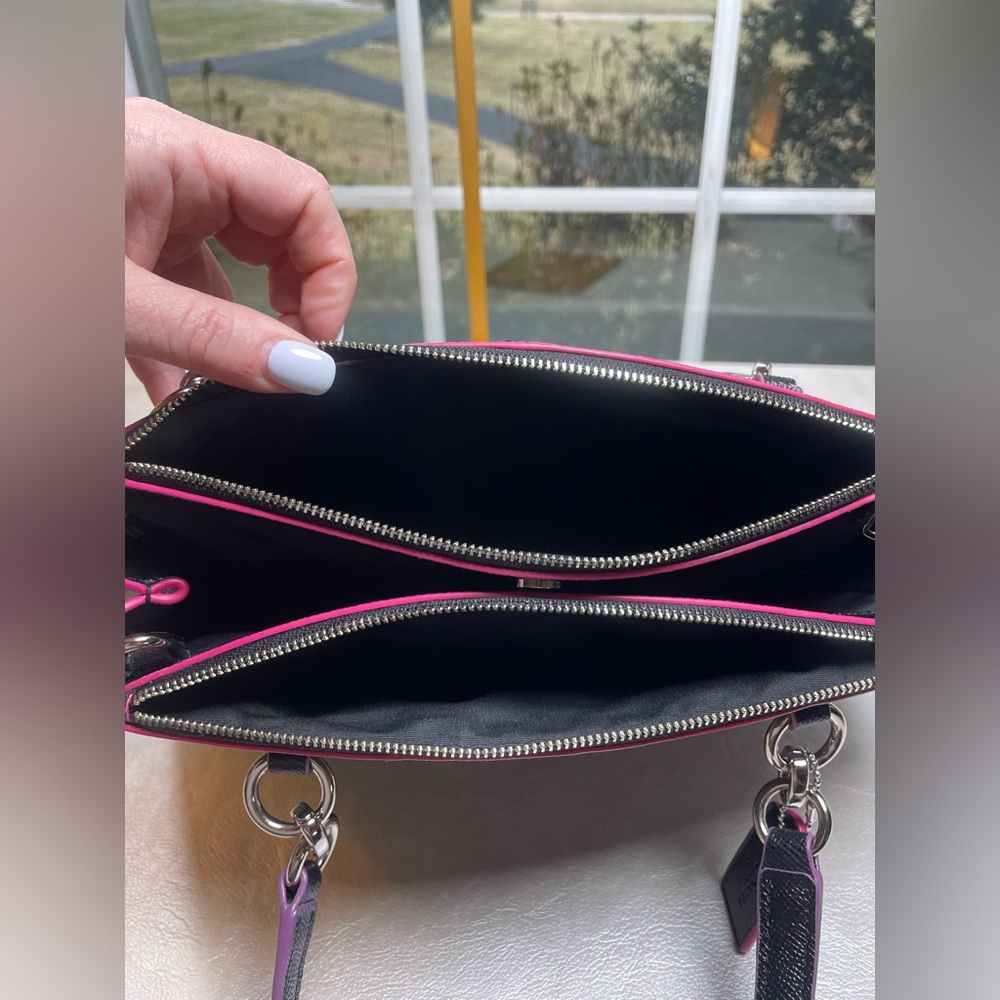 Coach Christie Carryall Black Crossgrain Leather with Pink/Magenta Piping NWOT - Picture 12 of 17